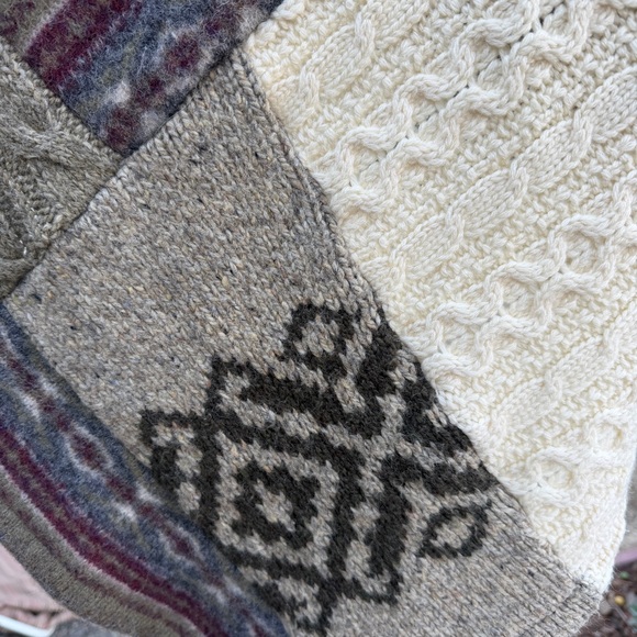 Honeybea Knit Patchwork Wool Poncho Cape ***Neutral Colorway*** Cabincore - Picture 6 of 11